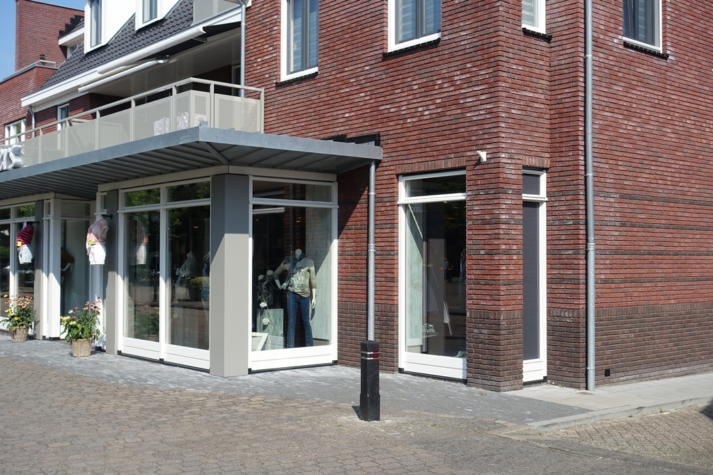 Winkels en appartementen te Nederhorst den Berg