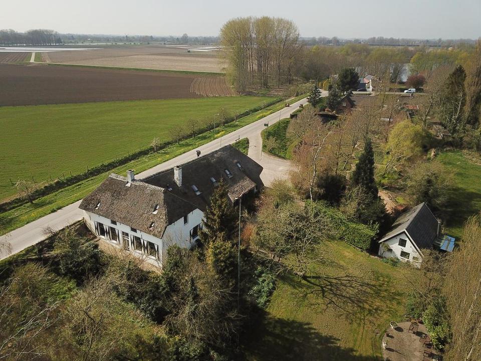 woonboerderij te Nederhemert