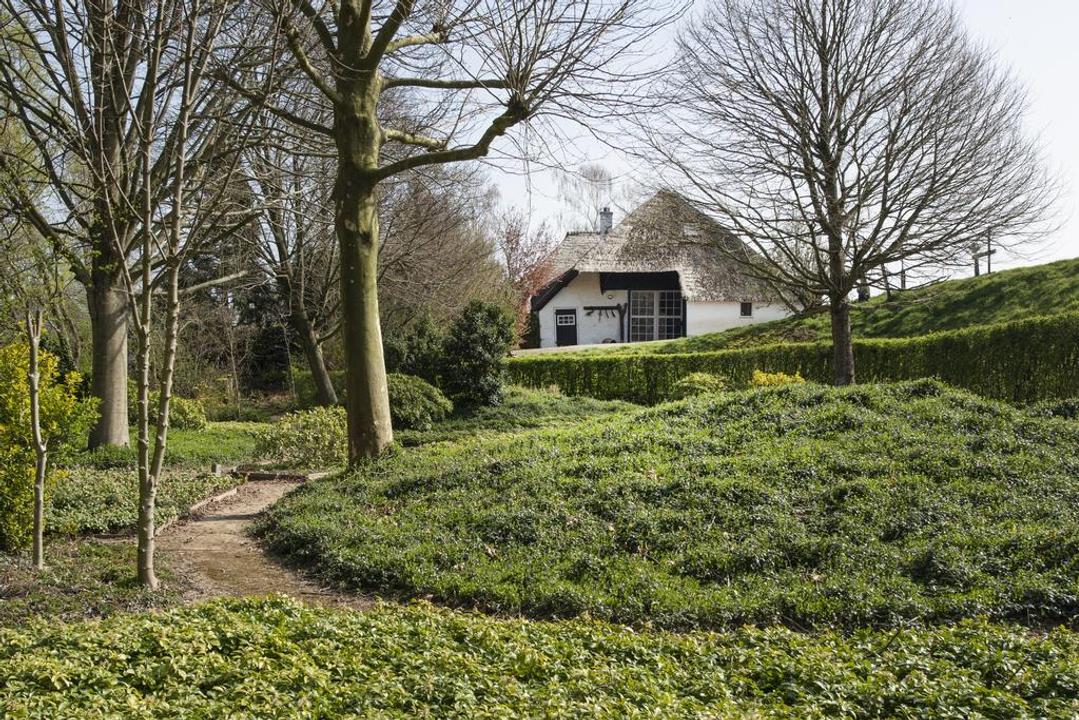 woonboerderij te Nederhemert